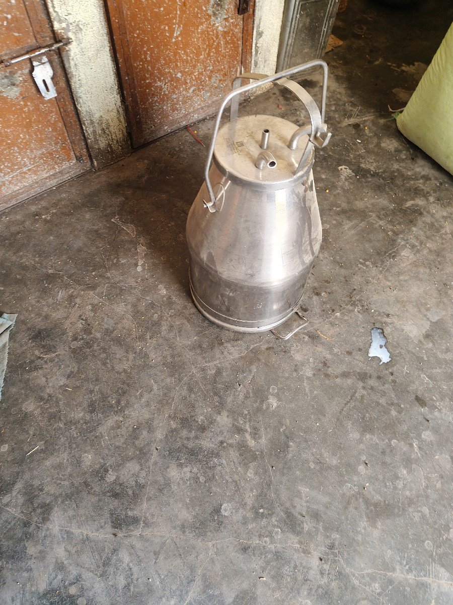 મિલ્કીંગ મશીન વેચવાનું છે