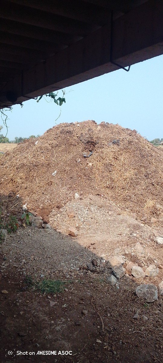 ખાતર વેચવાનું છે