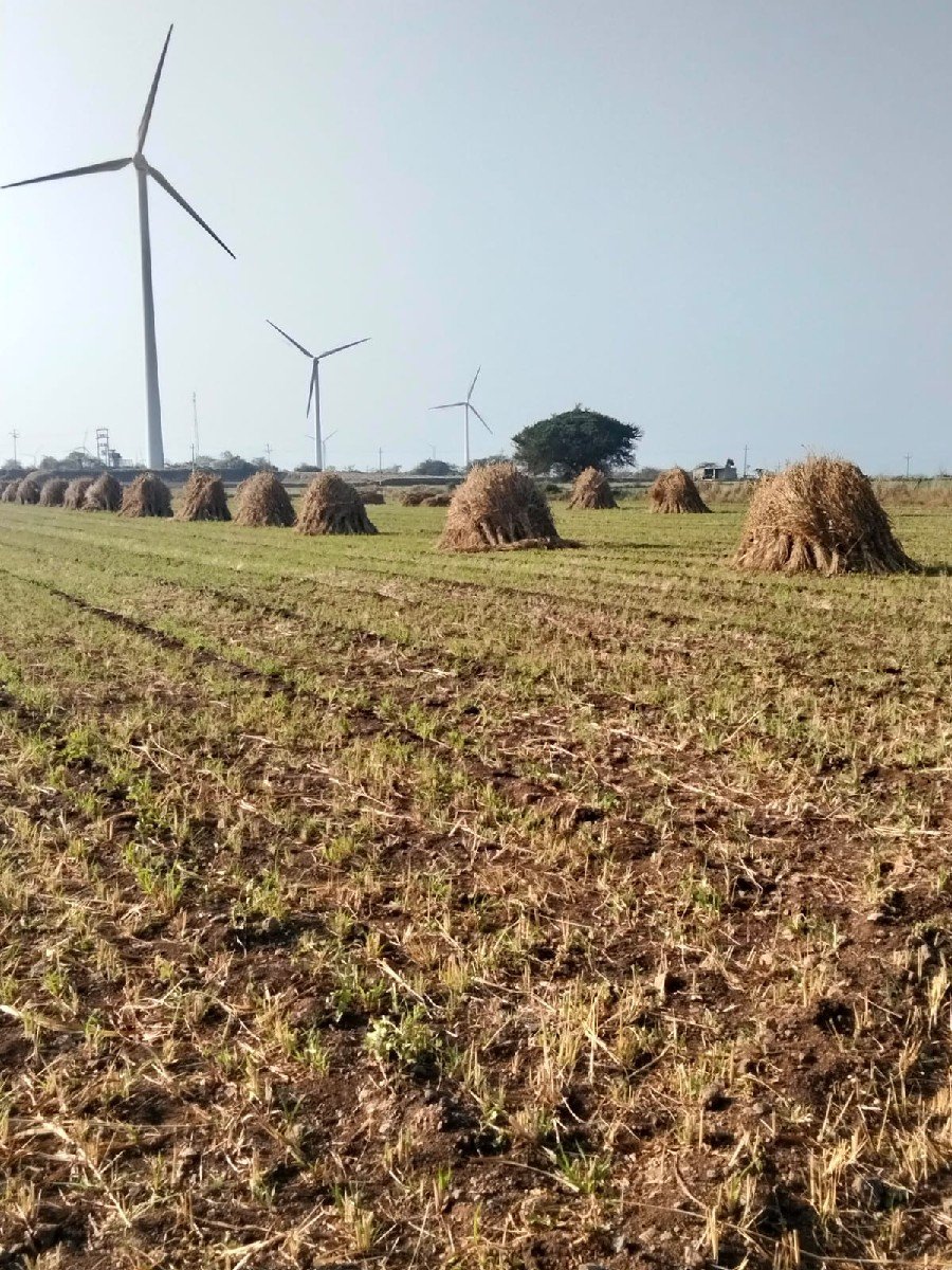 વેચવાની છે