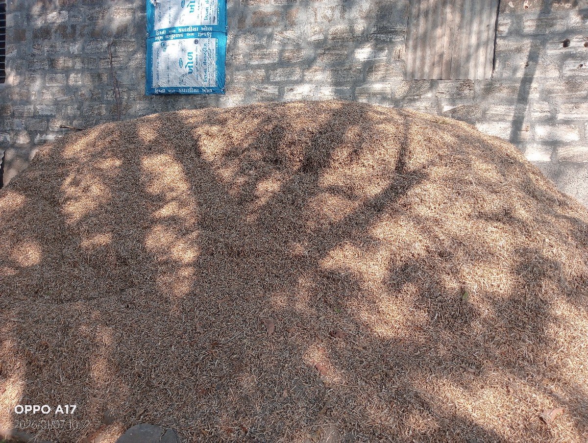 સોયાબીન નો ભૂકો વેચવાનો છે