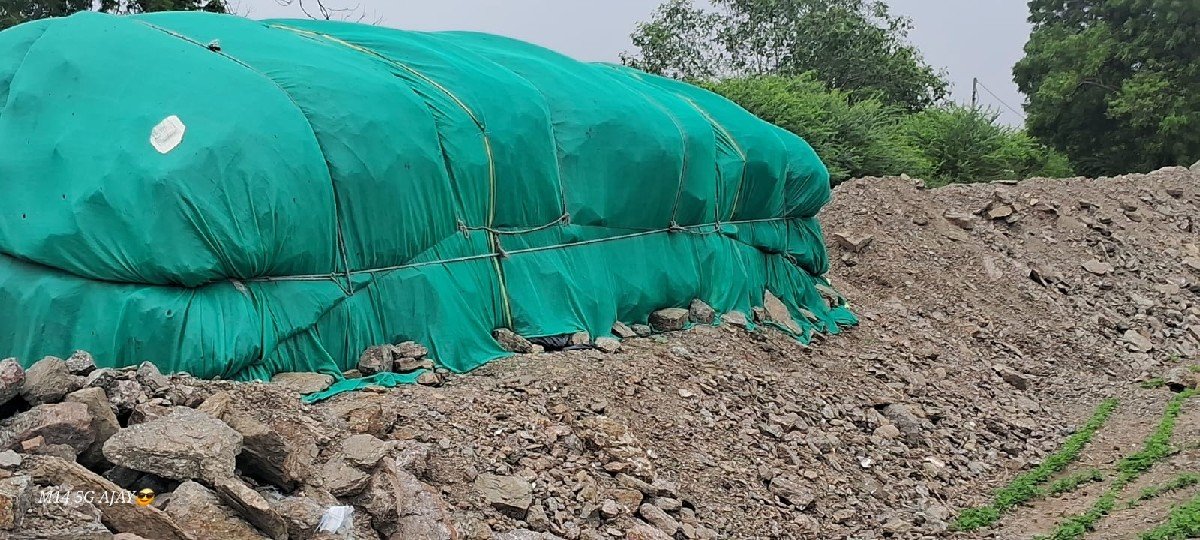 ચાર ના પુરા વેચવાના હે